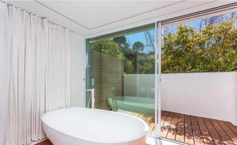 tagreuters.com2019binary_MT1VRTP0JWC2IB-FILEDIMAGE