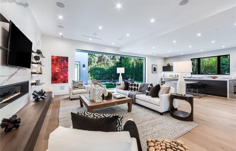 tagreuters.com2019binary_MT1VRTP0JWCNIR-FILEDIMAGE