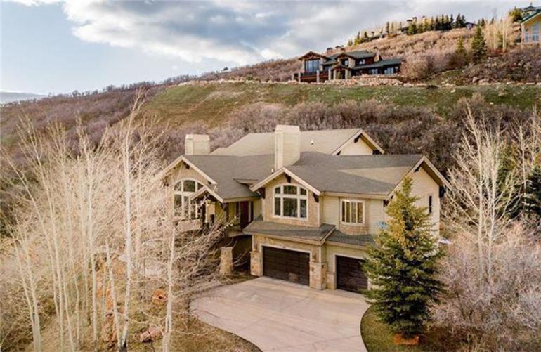 tagreuters.com2019binary_MT1VRTP0JWCOE0-BASEIMAGE