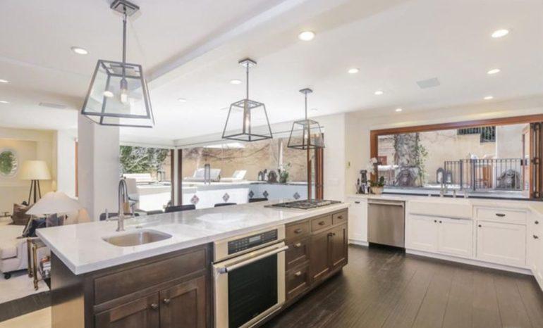 tagreuters.com2019binary_MT1VRTP0JWD1EM-FILEDIMAGE