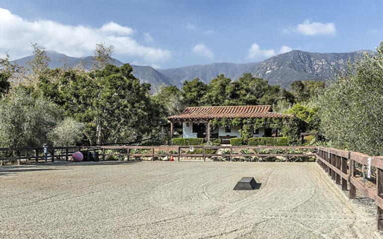 tagreuters.com2019binary_MT1VRTP0JWD5P1-FILEDIMAGE