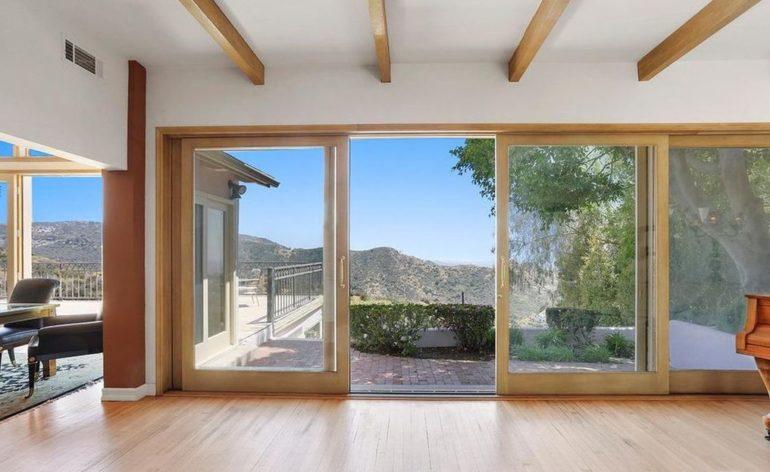 tagreuters.com2019binary_MT1VRTP0JWD6U7-FILEDIMAGE