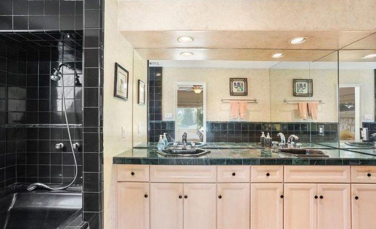 tagreuters.com2019binary_MT1VRTP0JWD6U9-FILEDIMAGE