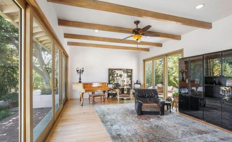 tagreuters.com2019binary_MT1VRTP0JWD6UE-FILEDIMAGE