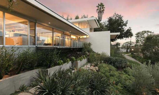 tagreuters.com2019binary_MT1VRTP0JWDCEI-BASEIMAGE