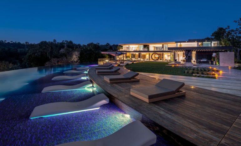 tagreuters.com2019binary_MT1VRTP0JWDCEJ-FILEDIMAGE