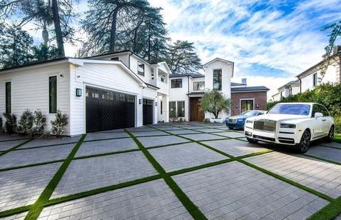 tagreuters.com2019binary_MT1VRTP0JWDWDV-BASEIMAGE