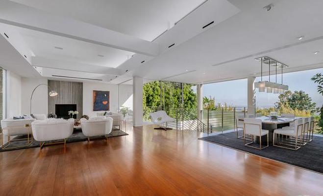 tagreuters.com2019binary_MT1VRTP0JWE4PE-BASEIMAGE