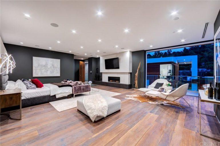 tagreuters.com2019binary_MT1VRTP0JWE8BX-FILEDIMAGE