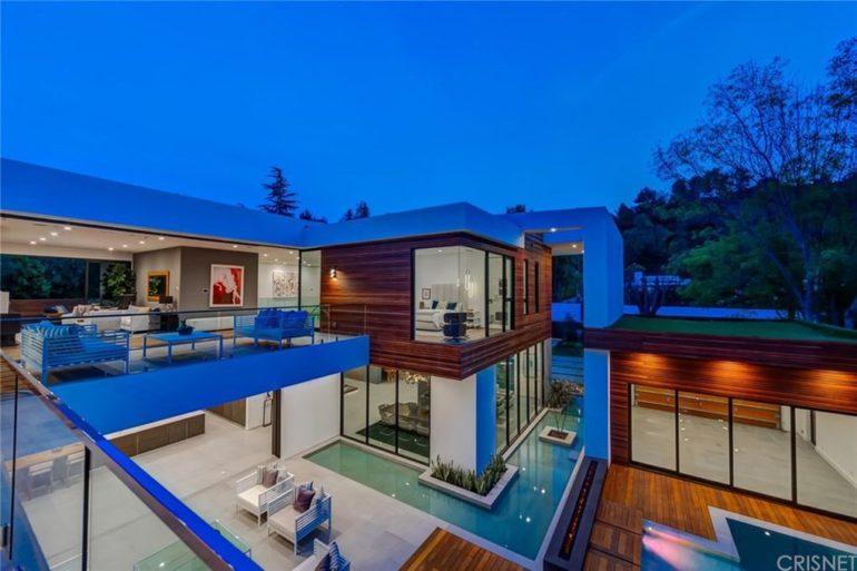 tagreuters.com2019binary_MT1VRTP0JWE8CF-FILEDIMAGE