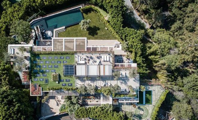 tagreuters.com2019binary_MT1VRTP0JWECNH-BASEIMAGE