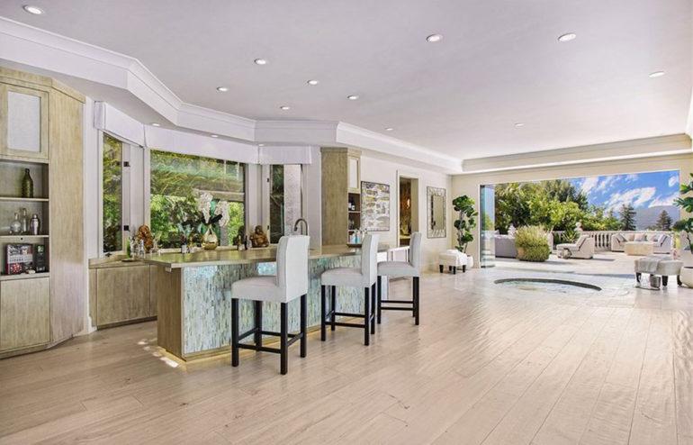 tagreuters.com2019binary_MT1VRTP0JWEECB-FILEDIMAGE