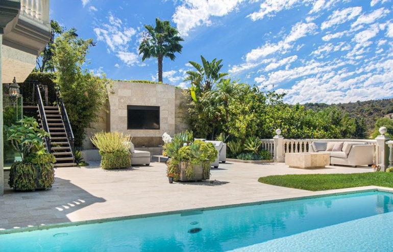 tagreuters.com2019binary_MT1VRTP0JWEECE-FILEDIMAGE