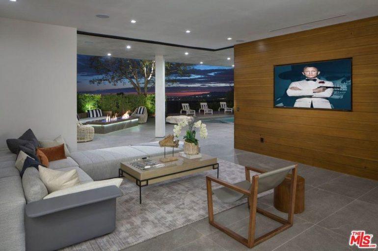 tagreuters.com2019binary_MT1VRTP0JWENBB-FILEDIMAGE