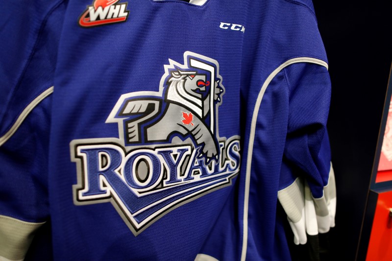A jersey for the Western Hockey League team Victoria Royals Z.today