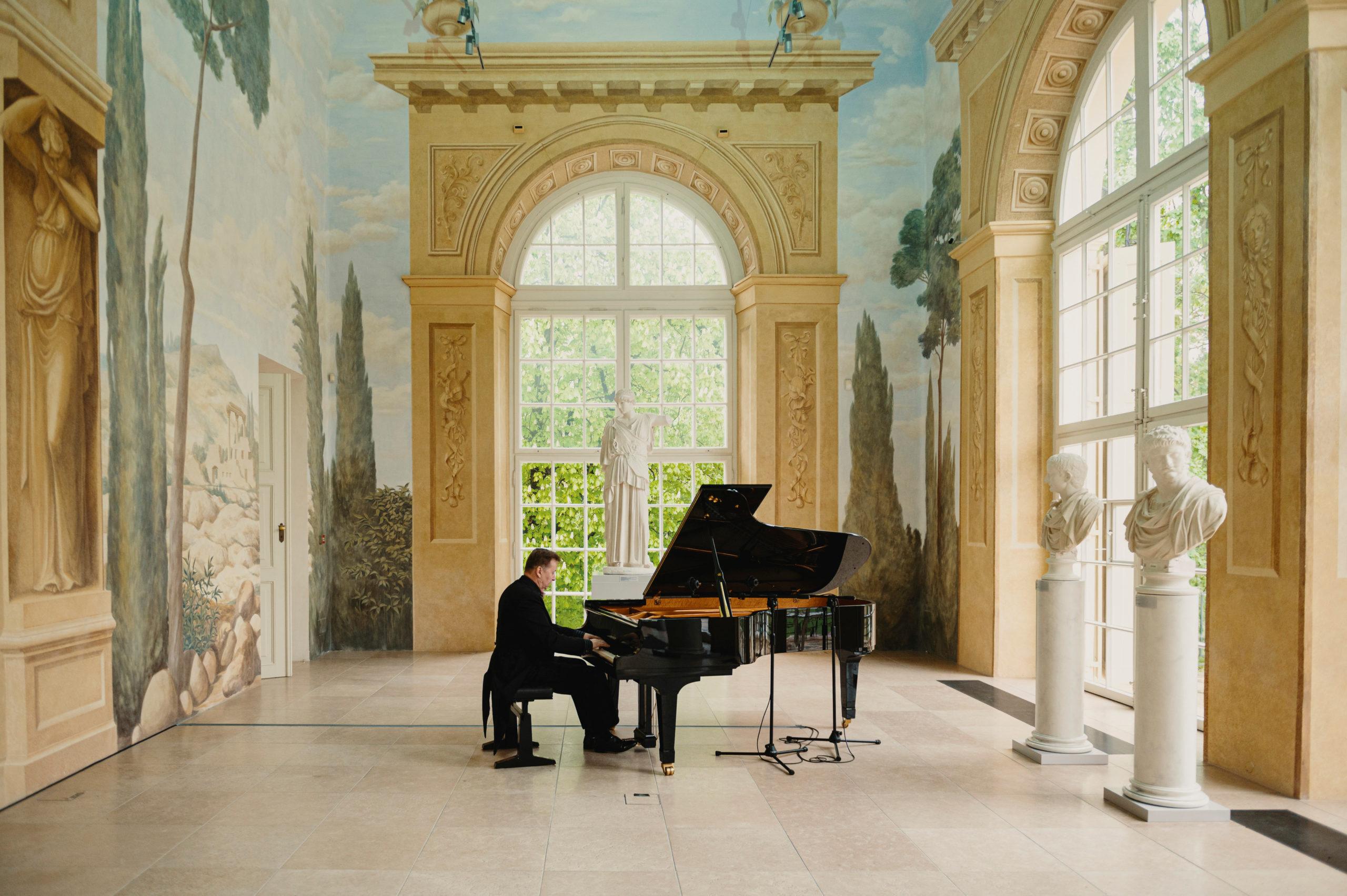 tagreuters.com2020binary_LYNXMPEG4G0OM-FILEDIMAGE