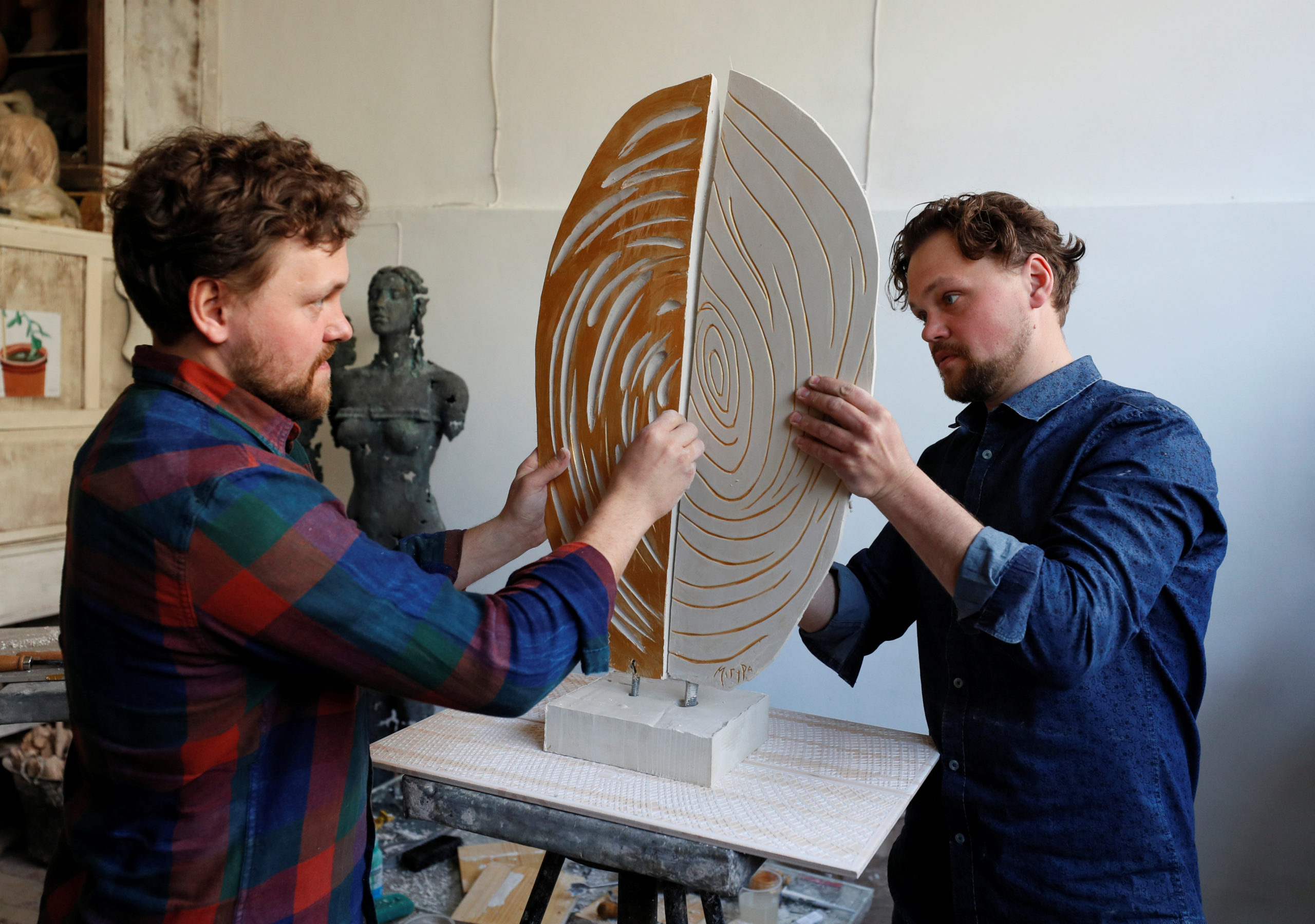 tagreuters.com2020binary_LYNXNPEG3F18D-FILEDIMAGE