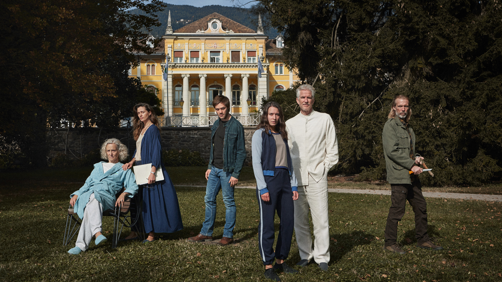 tagreuters.com2020binary_MT1VRTP0JWGI5K-FILEDIMAGE