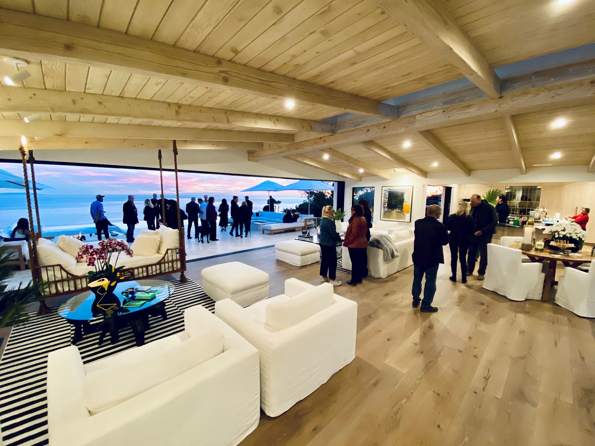 tagreuters.com2020binary_MT1VRTP0JWIXW2-FILEDIMAGE