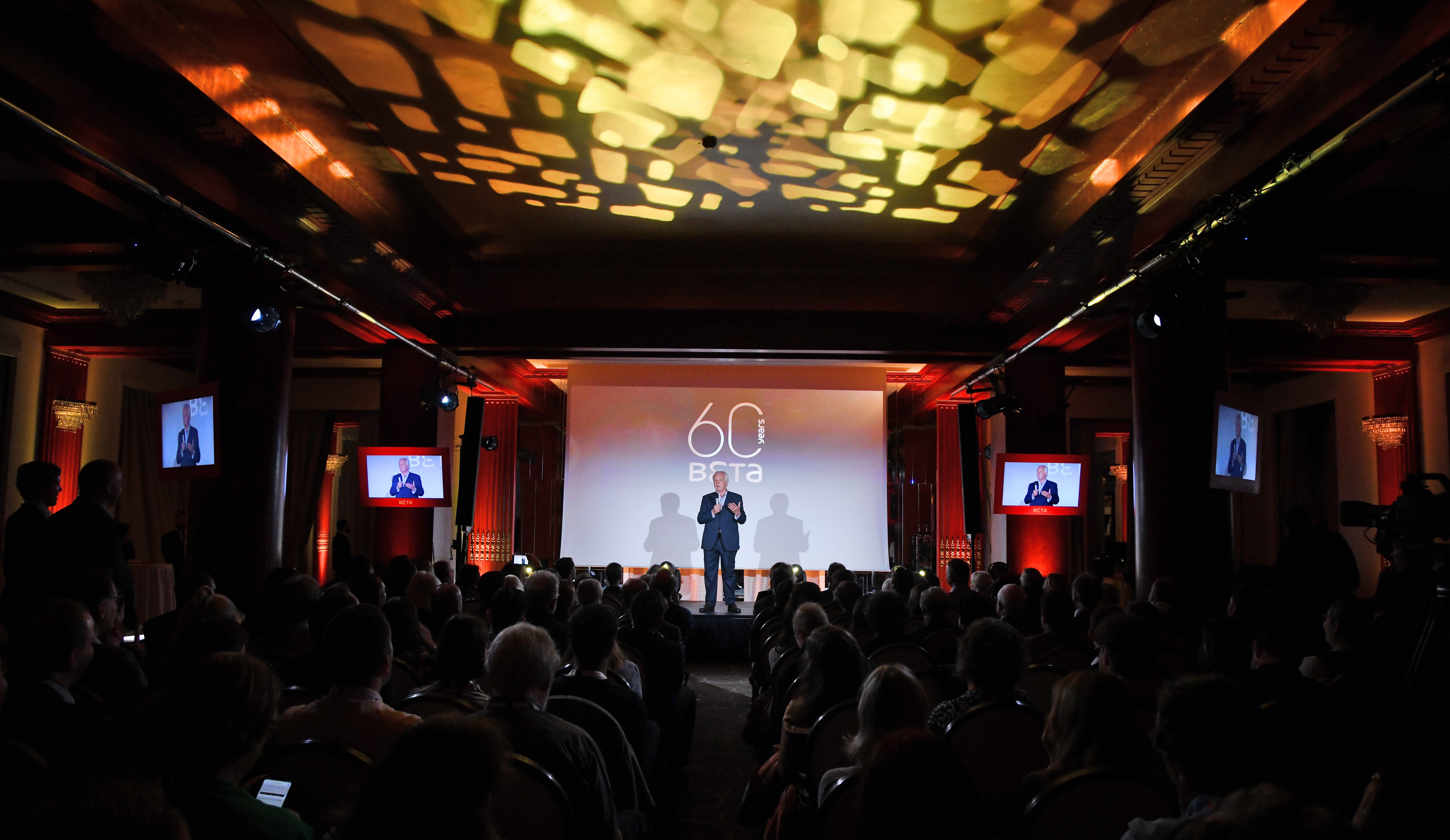 tagreuters.com2020binary_MT1VRTP0JWK6OL-FILEDIMAGE