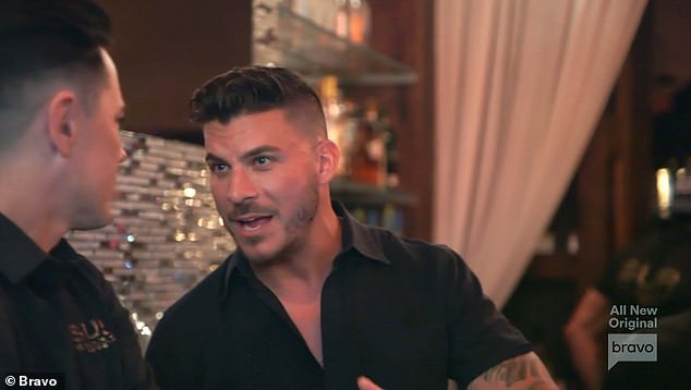 tagreuters.com2020binary_MT1VRTP0KF177I-BASEIMAGE