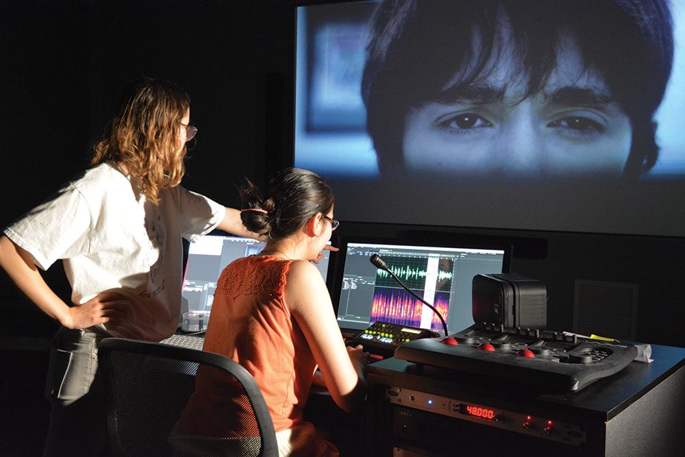 tagreuters.com2020binary_MT1VRTP0KF1E3Y-FILEDIMAGE