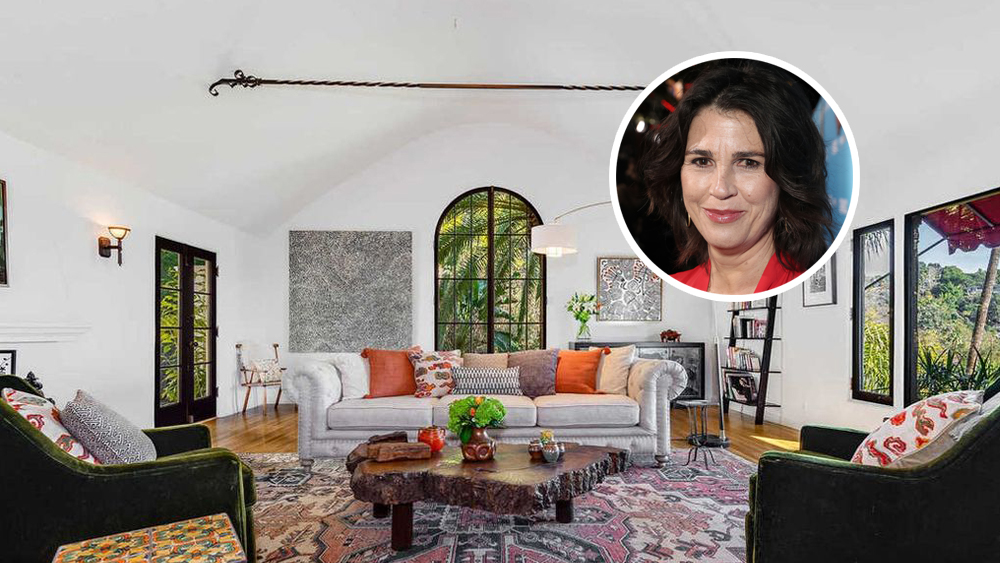 tagreuters.com2020binary_MT1VRTP0KF1HVM-FILEDIMAGE