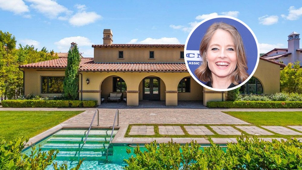 tagreuters.com2020binary_MT1VRTP0KF1R5U-FILEDIMAGE