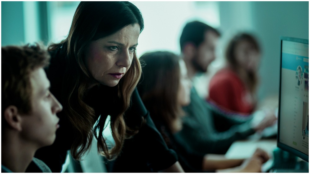 tagreuters.com2020binary_MT1VRTP0KF1WGQ-FILEDIMAGE