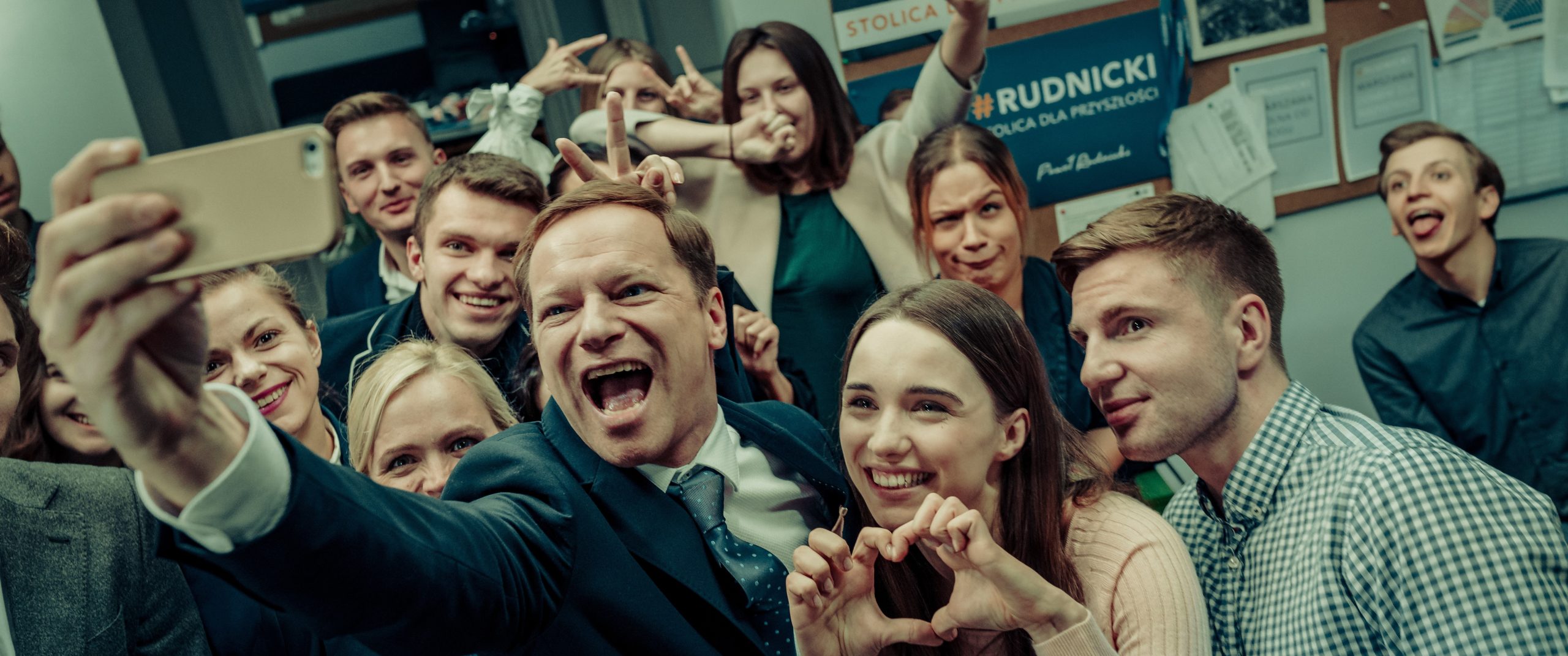 tagreuters.com2020binary_MT1VRTP0KF25BI-FILEDIMAGE